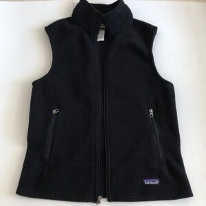 Patagonia Women's Synchilla Black Full Zip Vest Size M